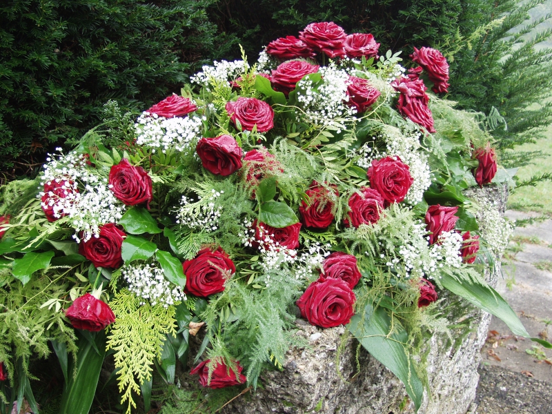 funeraire-PUGET ROSTANG-min_roses-61203